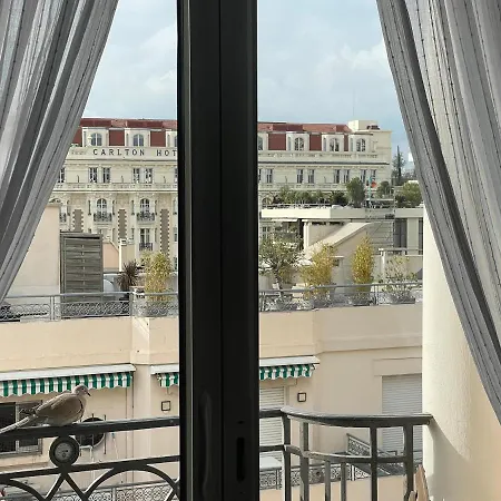Croisette Vue Mer Laterale Cannes Exterior foto